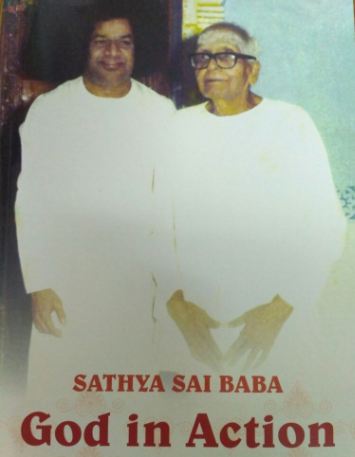 Sathya Sai Baba God In Action - Click Image to Close